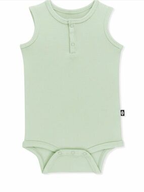 Kyte Baby Sleeveless Bodysuit in Basil/Green 4T Very Gently Used